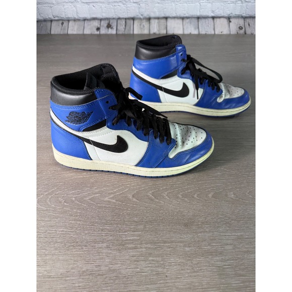 Nike Air Jordan 1 Retro High OG Hyper Royal 2017 Athletic Shoes Size 10.5 - Picture 1 of 11